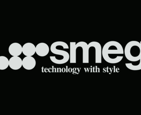 עיצוב קטלוג מוצרים לחברת SMEG האיטלקית